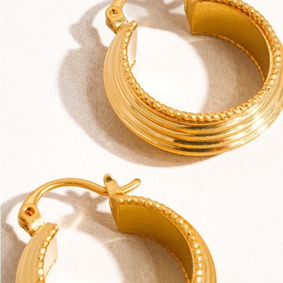18K Gold Textured Hoops - Picture 4 of 4
